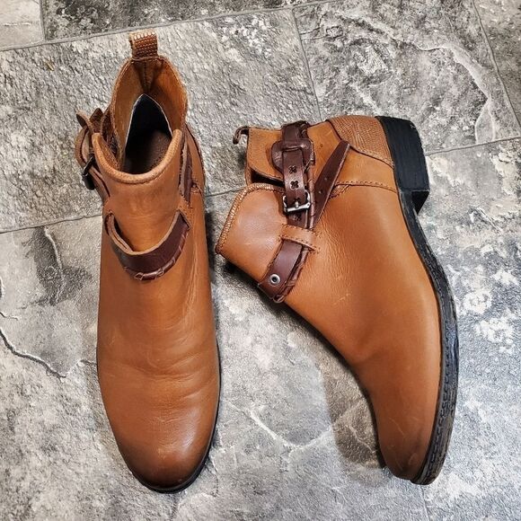 OTBT Low Rider Butterscotch Tan Burnished Leather Strappy Ankle Boots Booties - Picture 2 of 9